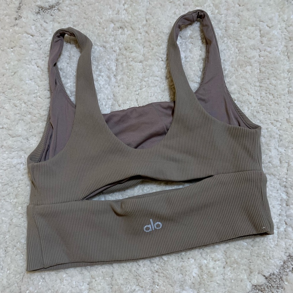 Alo Slit Bra- Gravel